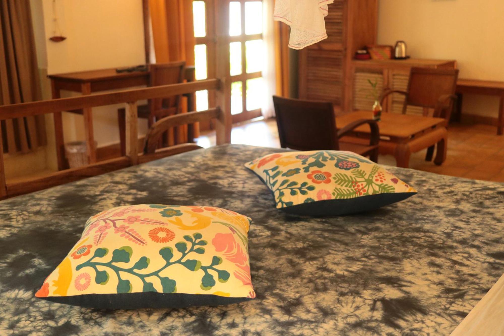 Sambor Village Hotel Kâmpóng Thum Bagian luar foto