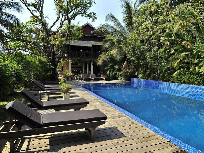 Sambor Village Hotel Kâmpóng Thum Bagian luar foto